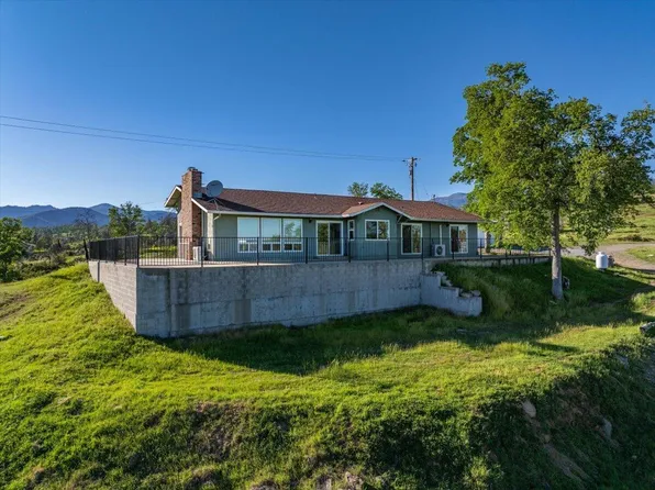 12064 Platina Rd, Igo, CA 96047