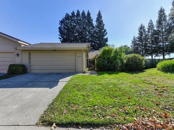 210 Portinao Cir, Sacramento, CA 95831