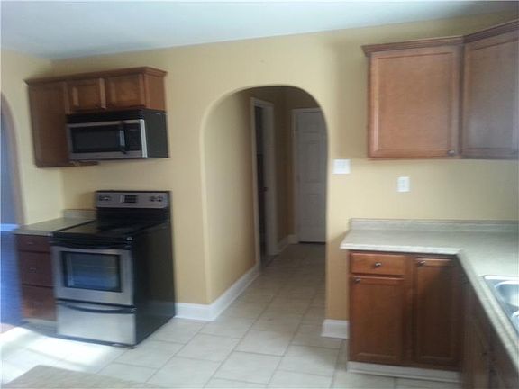4th image of 4539 Majestic Oaks Dr
