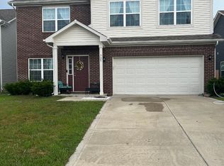 725 Farnham Dr, Westfield, IN 46074