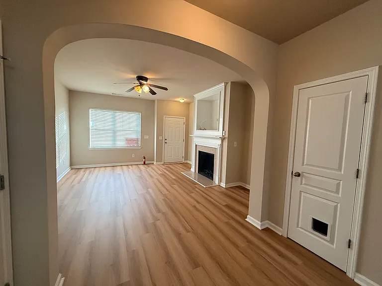 12668 Persimmon Tree Dr — Photo 7