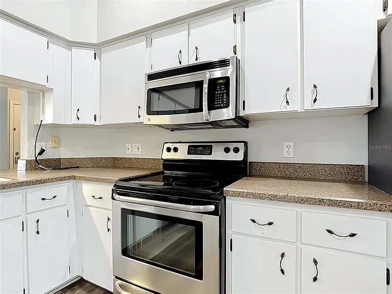 227 Robbins Rest Cir — Photo 11