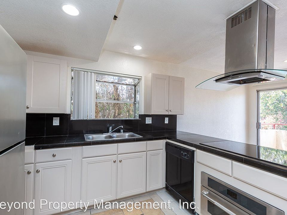 1st image of 390 E Madison Ave APT C