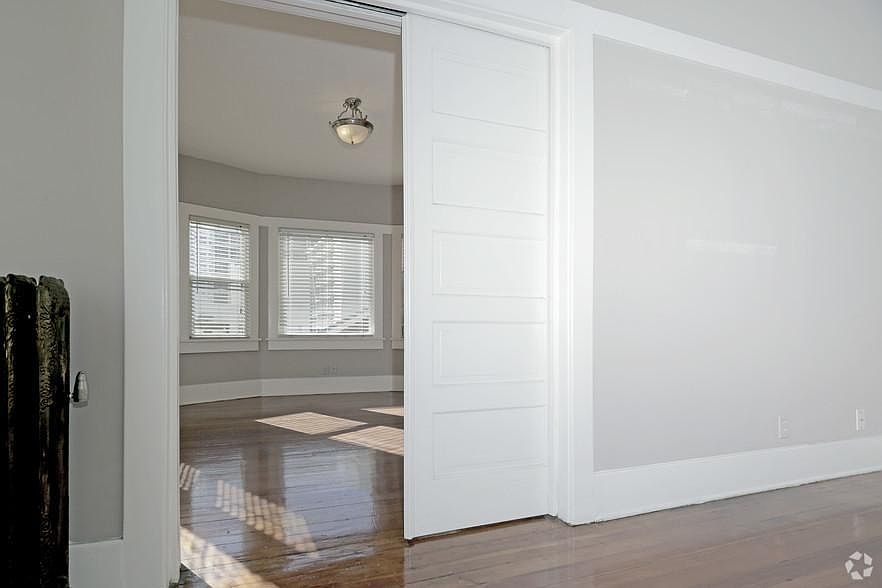 1st image of 527 E 1st St APT 305