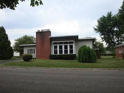1st image of 455 Sycamore Ave