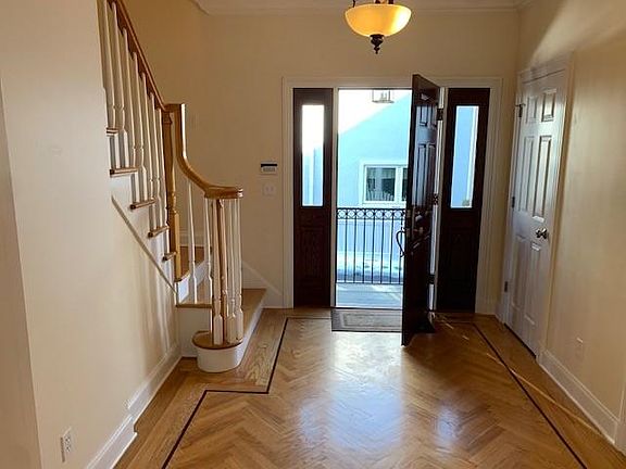 Entrance/Foyer