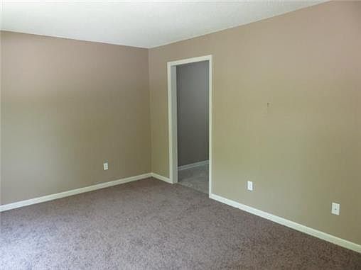 2nd image of 5118 Locust Ave