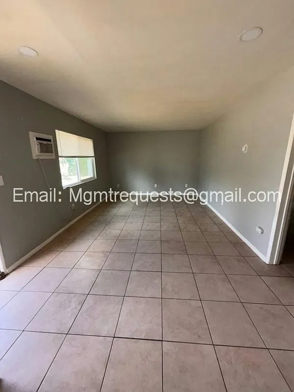 427 West 3rd Street, Unit 429 B — Photo 2