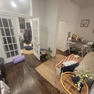 Rented by Yup Realty LLC | media 11