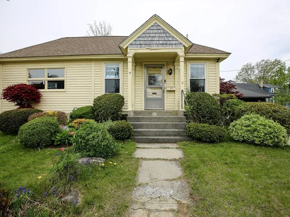 14 Hadwen Rd, Worcester, MA 01602