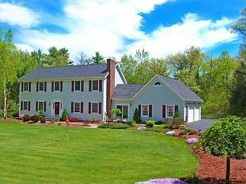 1st image of 15 Glenerie Ln