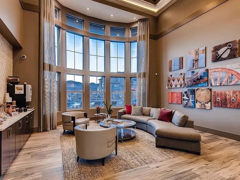 Lobby loft
