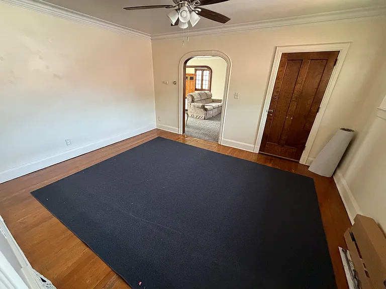 489 W Judson Ave — Photo 5