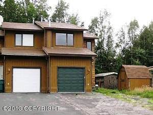 8900 Mast Cir - Front Angle Shot