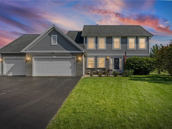 1349 Cherry Laurel Cir, Webster, NY 14580