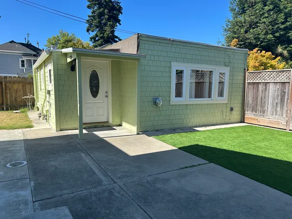 1517 Linden St, Alameda, CA 94501