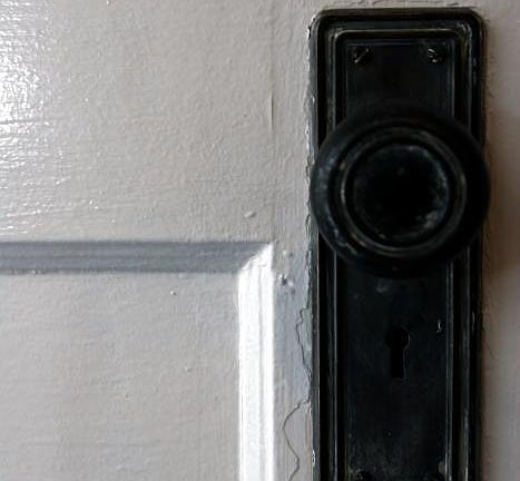 5th image of 119 1/2 E Kalamazoo St APT 3
