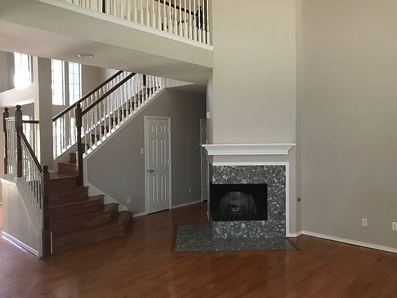 3rd image of 7901 Constitution Dr