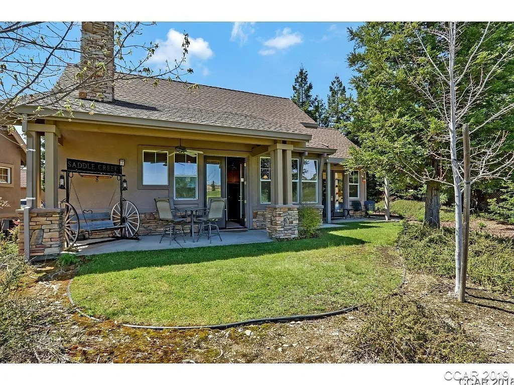 40 Quail Hollow Ln photo 1