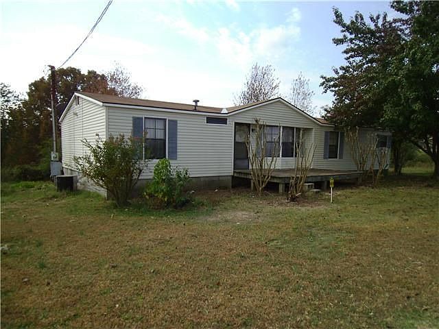2nd image of 174 Pond Field Rd