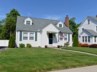 270 Richmond Ave, West Haven, CT 06516