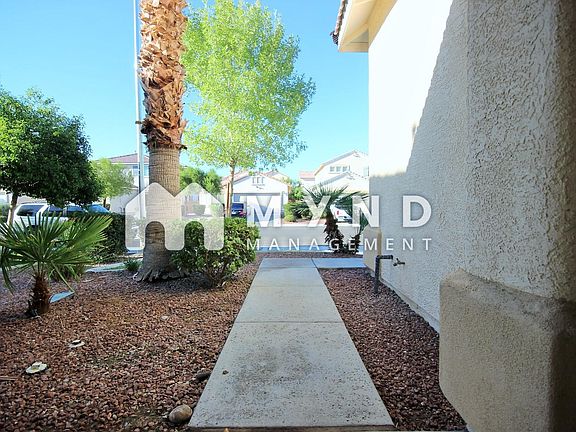 3rd image of 1121 Malibu Sands Ave