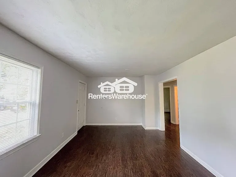 3920 Davis St — Photo 4