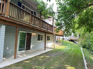 1073 River Ridge Cir, Grand Blanc, MI 48439