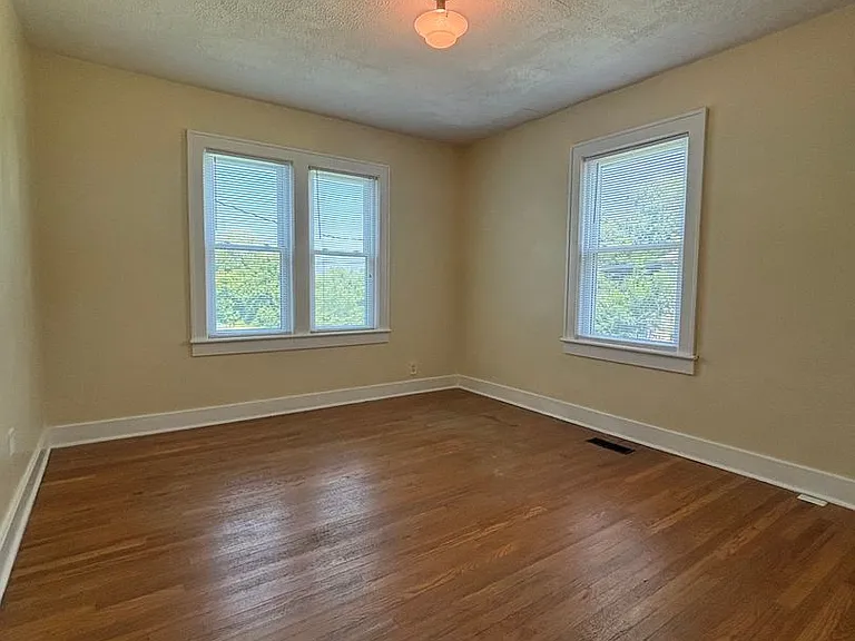 104 Fairway Dr — Photo 6