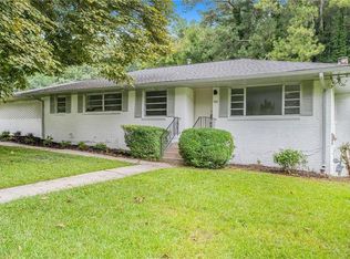 560 Lynn Valley Rd SW, Atlanta, GA 30311