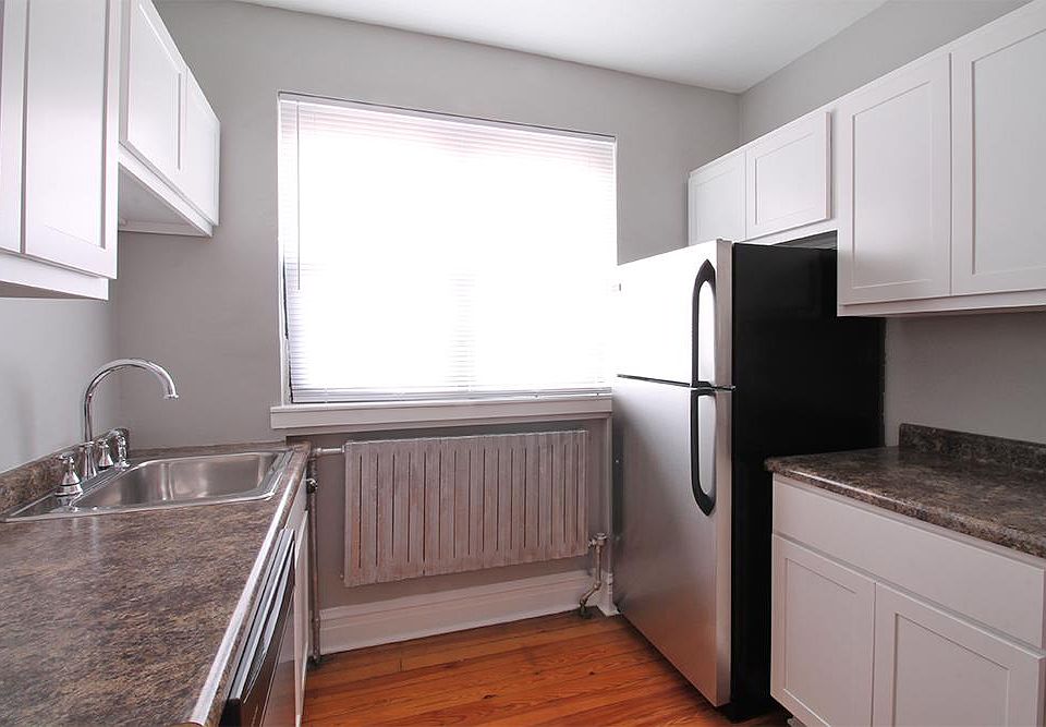 1st image of 417B S Taylor Ave APT 1C