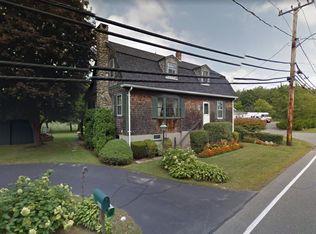 463 Russells Mills Rd, Dartmouth, MA 02748