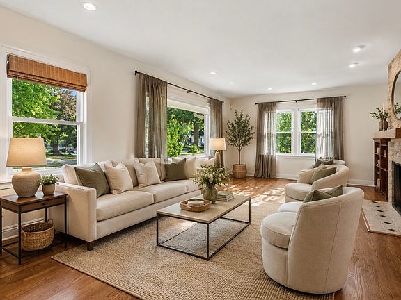 4th image of 1211 James St