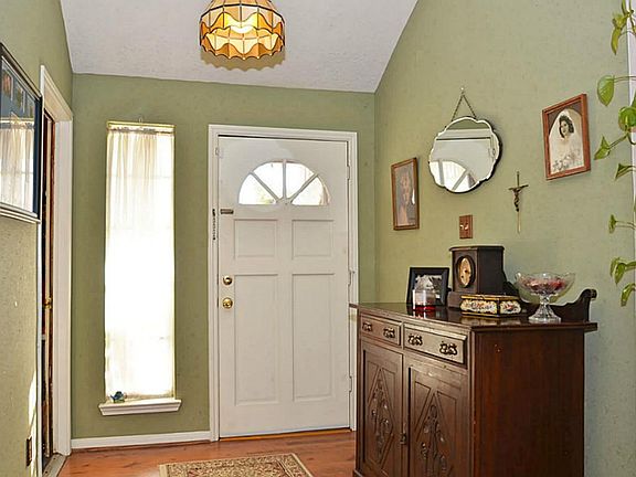 3rd image of 19414 Indian Grass Dr