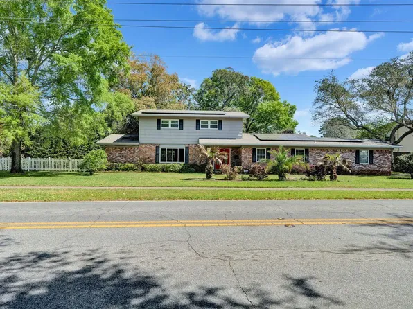 700 Country Club Ave NE, Fort Walton Beach, FL 32547