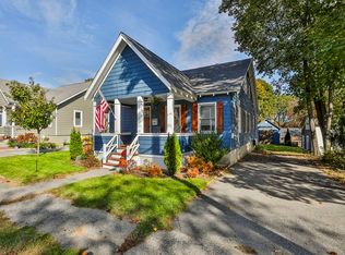 6 Adams St, Newburyport, MA 01950