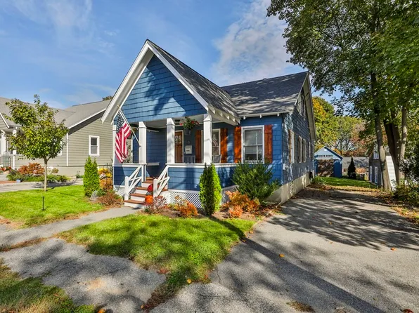 6 Adams St, Newburyport, MA 01950