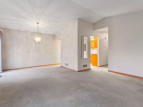 5th image of 7608 Aldrich Ave N