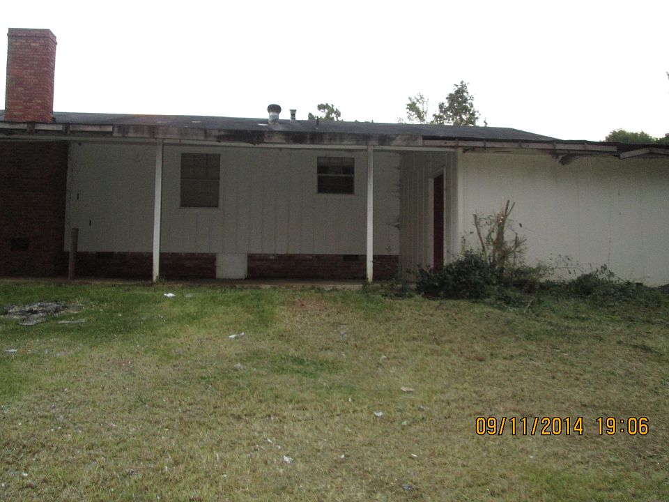 2nd image of 1122 East Ave