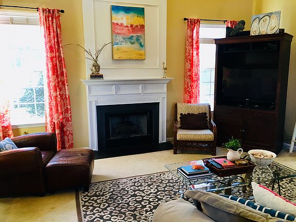 Surround sound/gas fireplace