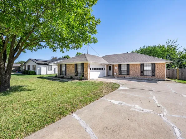 109 E Willow Ln, Princeton, TX 75407