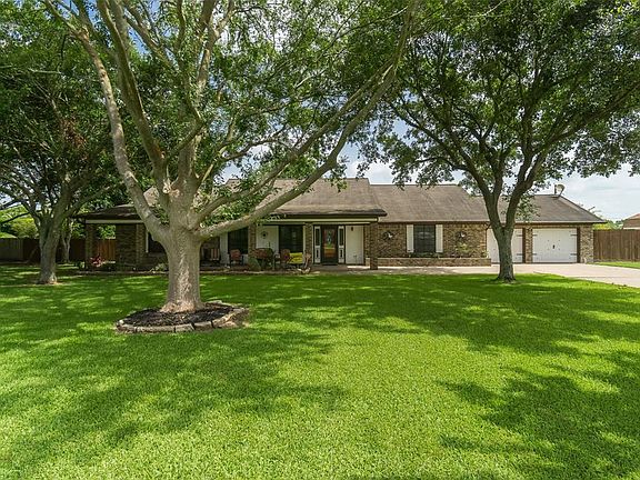 4th image of 13220 Lynn Ln
