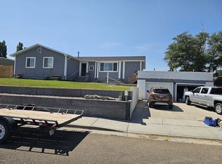 1850 E Teton Blvd, Green River, WY 82935