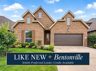 2702 Nottingham Ave, Bentonville, AR 72713