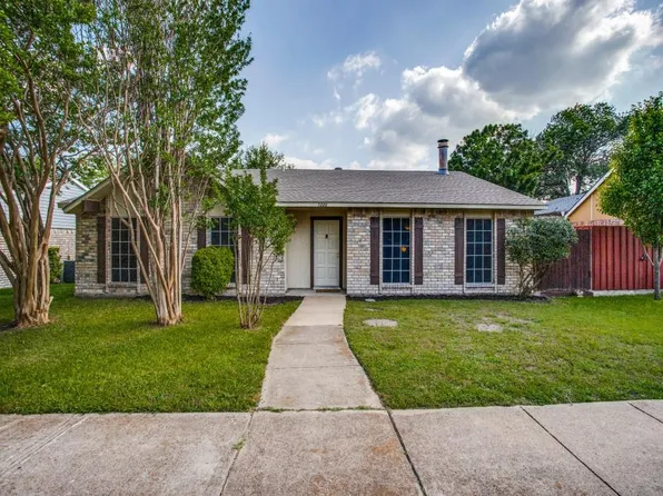7220 Emory Oak Ln, Dallas, TX 75249