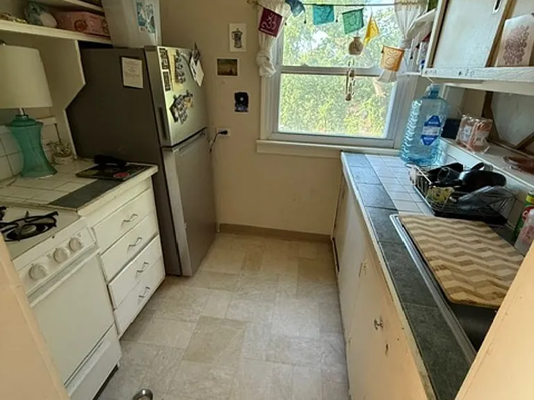1228 Ratone St — Photo 23