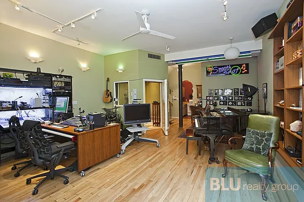 Sold by BLU Real Estate | media 3