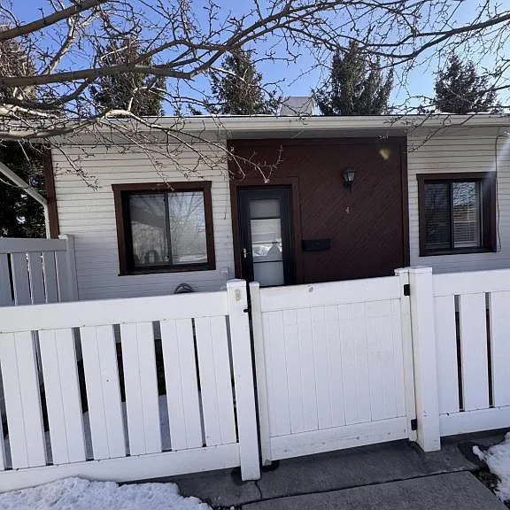 540 N Harrisville Rd #4 — Photo 1