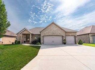3232 S Juniper Ave, Springfield, MO 65804