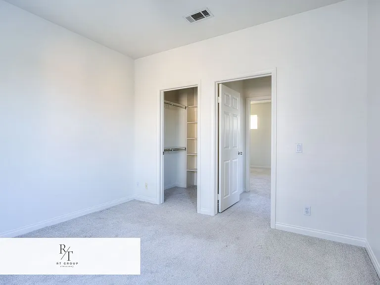 515 Florence Ave — Photo 27